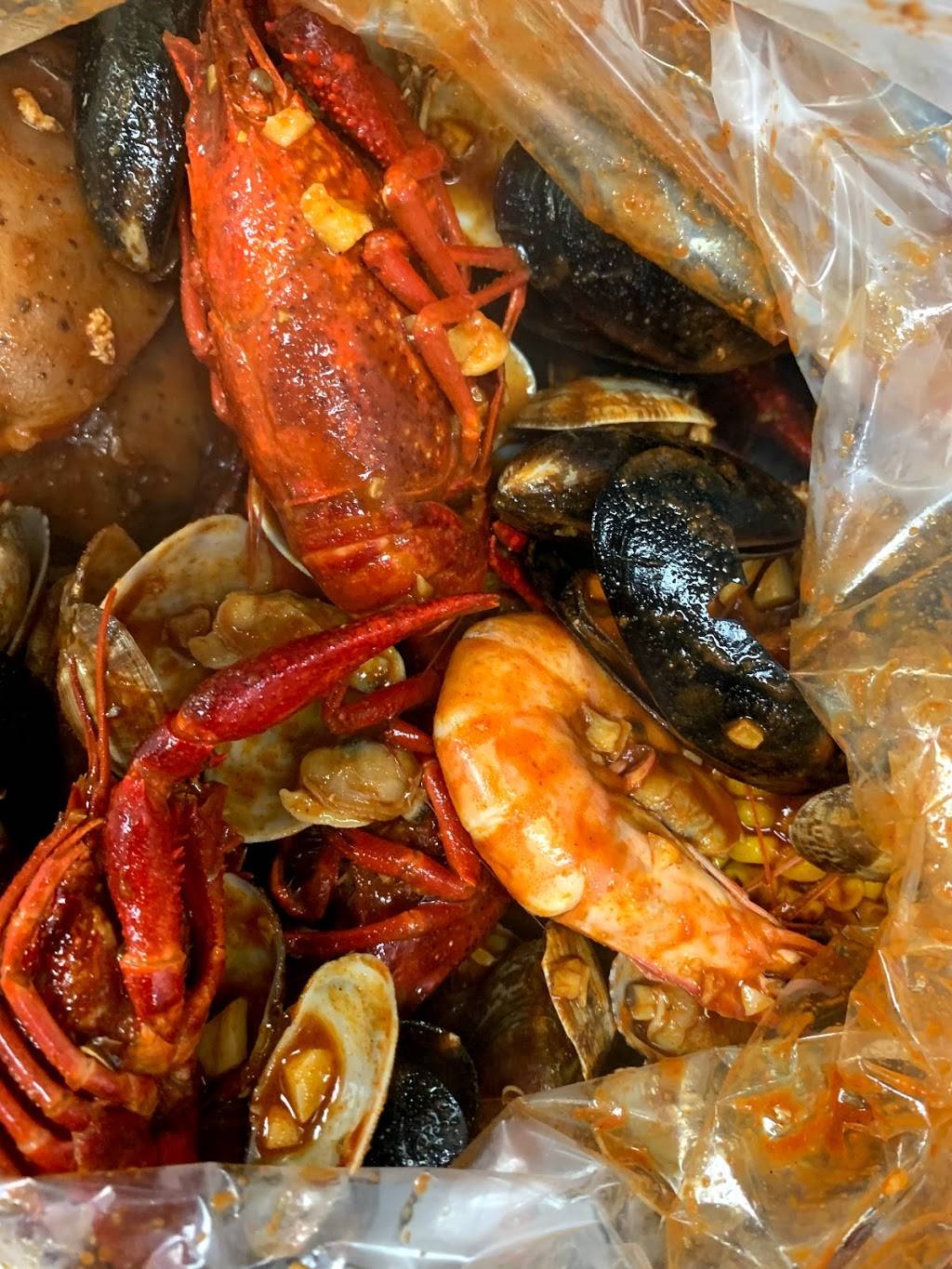 Red Crawfish | 2054 S Euclid St, Anaheim, CA 92802, USA | Phone: (657) 233-5282