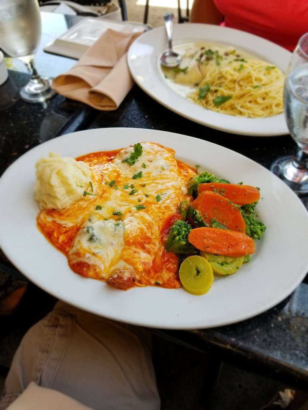 Villa Capri Trattoria & Wine Bar | 14771 Pomerado Rd, Poway, CA 92064, USA | Phone: (858) 391-9400