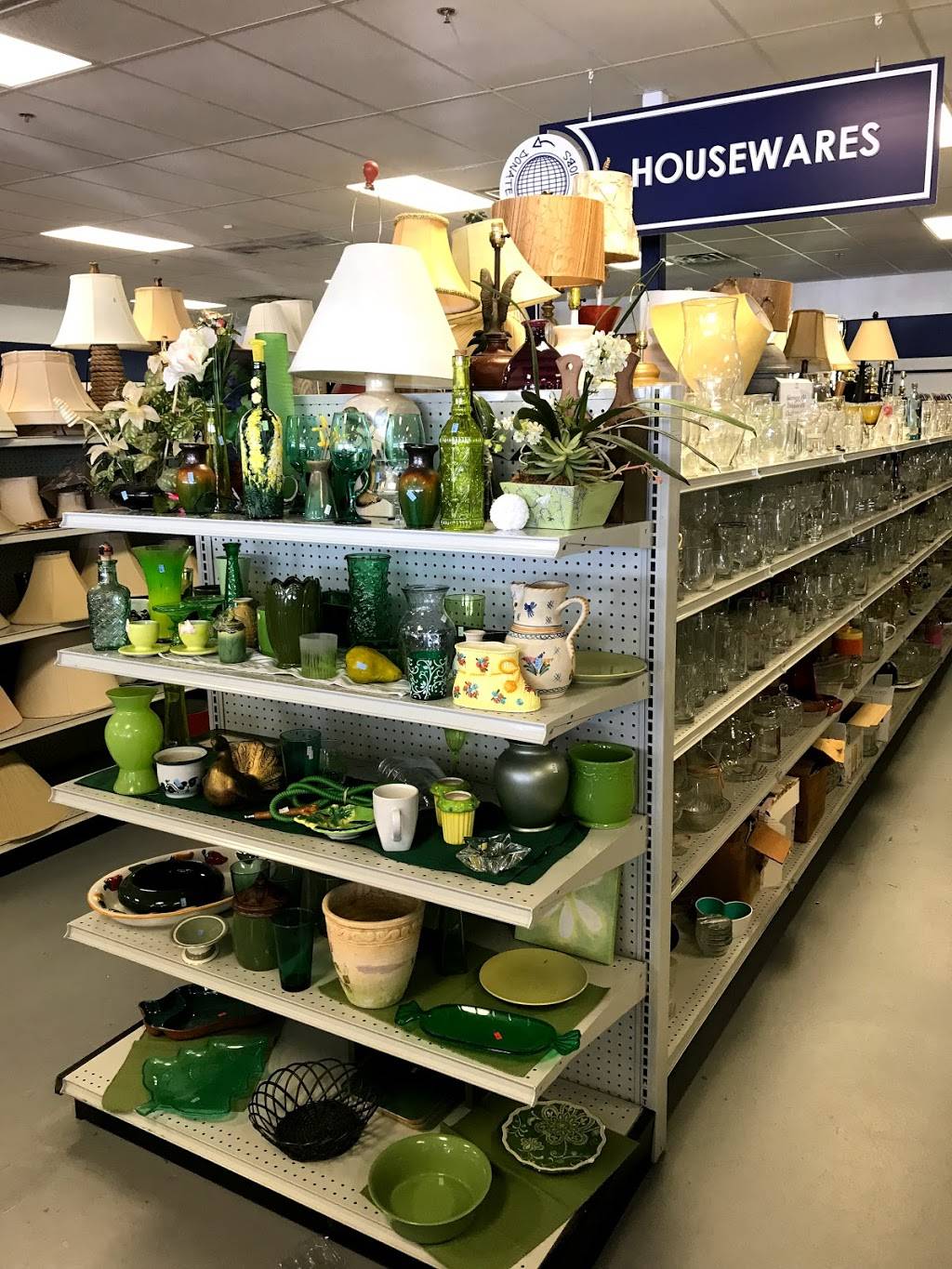 Goodwill Store - Southside | 8101 Southside Blvd #5, Jacksonville, FL 32256 | Phone: (904) 996-7522