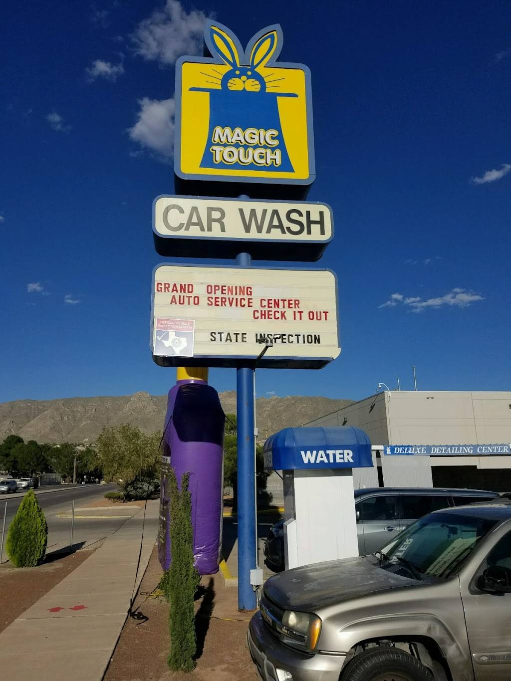 Magic Touch Car Wash and Automotive | 650 S Mesa Hills Dr, El Paso, TX 79912, USA | Phone: (915) 581-2599