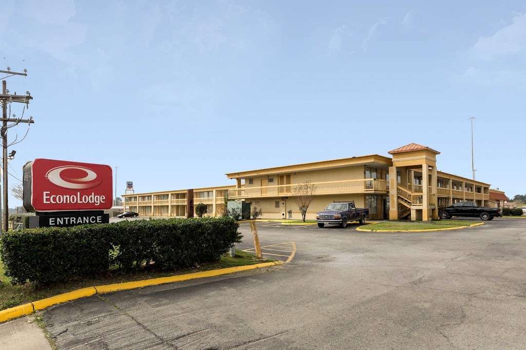 Econo Lodge | 1601 Interstate 45 S, Conroe, TX 77301, USA | Phone: (936) 756-8941