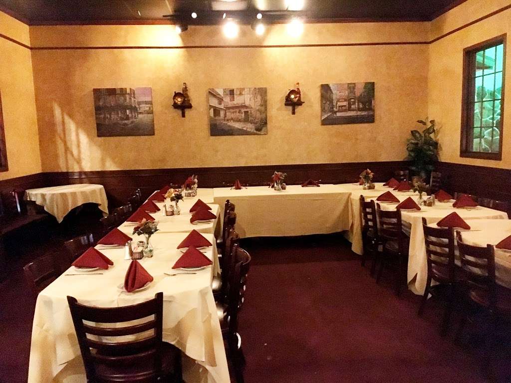 Peppers Italian Restaurant & Bar | 175 Town Center Rd, King of Prussia, PA 19406, USA | Phone: (610) 265-2416