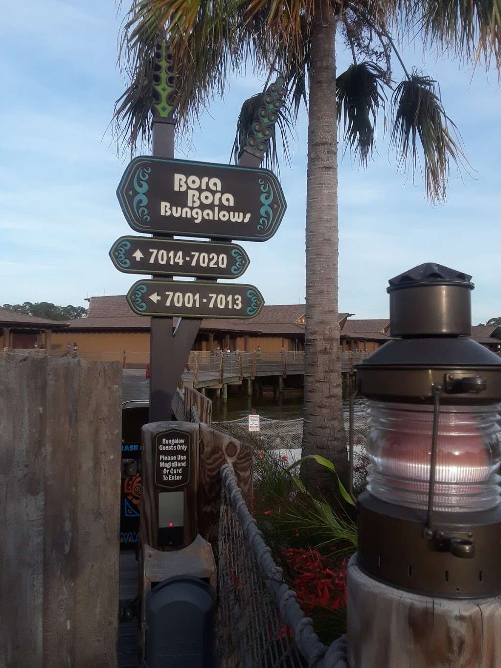 Tokelau Longhouse at Disneys Polynesian Village Resort | 1600 Seven Seas Drive, Orlando, FL 32830, USA