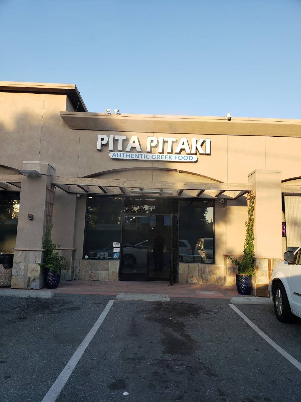 Pita Pitaki | 3401 Cherry Ave, Long Beach, CA 90807, USA | Phone: (562) 424-0446
