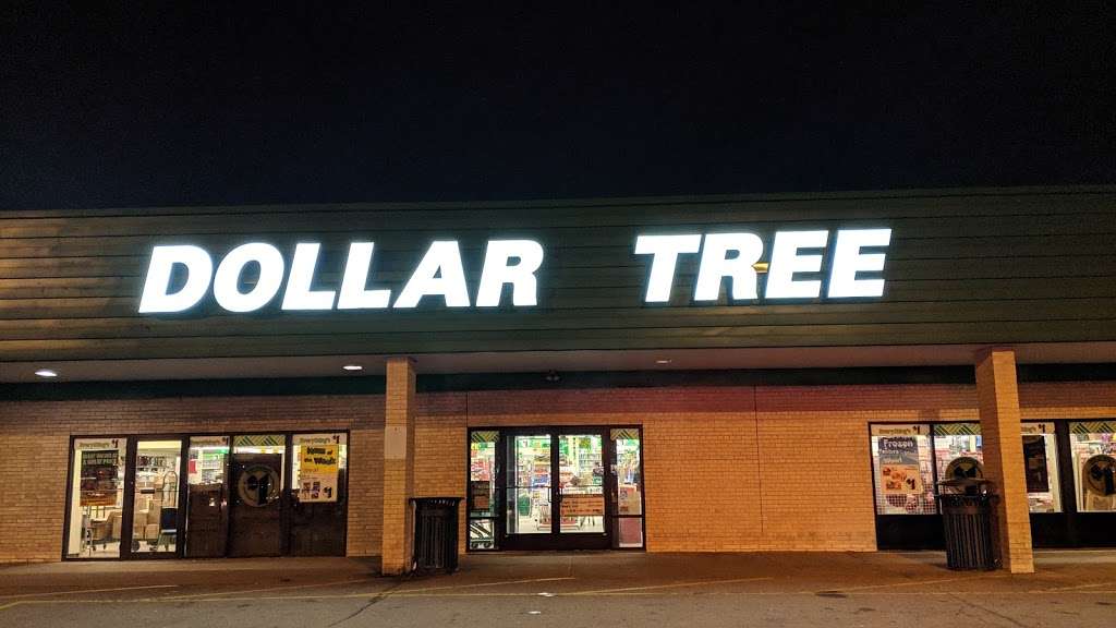 Dollar Tree | 7519 W Oklahoma Ave, Milwaukee, WI 53219, USA | Phone: (414) 978-4769