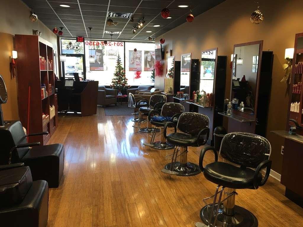 Sara Michael Hair Salon | 466 Kinderkamack Rd, River Edge, NJ 07661, USA | Phone: (201) 267-6350