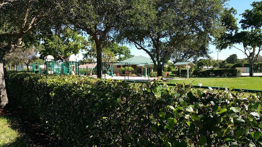 Powderhorn Park | Judge Winikoff Rd, Boca Raton, FL 33428