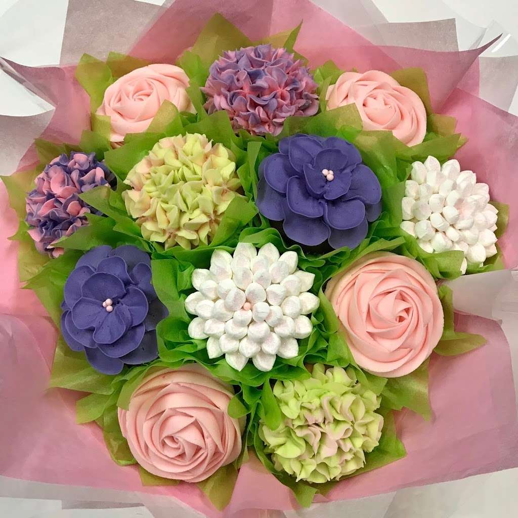 Cupcake Bouquets | 669 Westwood Ave, River Vale, NJ 07675, USA | Phone: (201) 483-9176