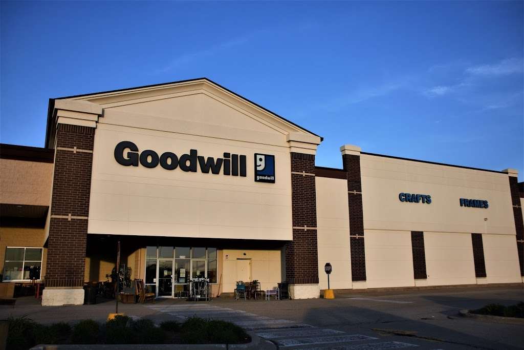 Goodwill Industries McHenry | 2006 N Richmond Rd, McHenry, IL 60051, USA | Phone: (815) 385-3160