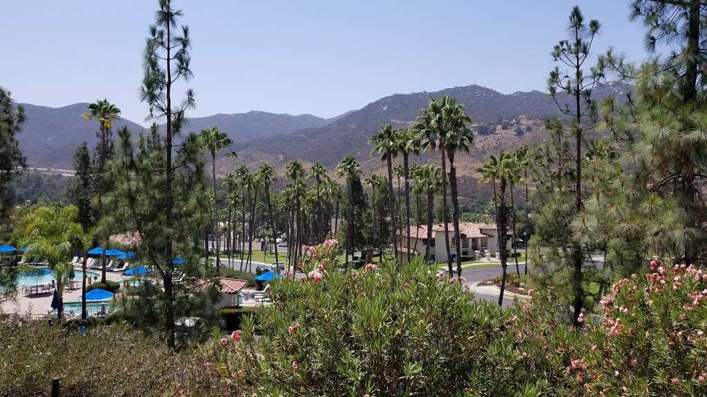 Welk villas on the green | 8860 Lawrence Welk Dr, Escondido, CA 92026, USA | Phone: (760) 749-3000