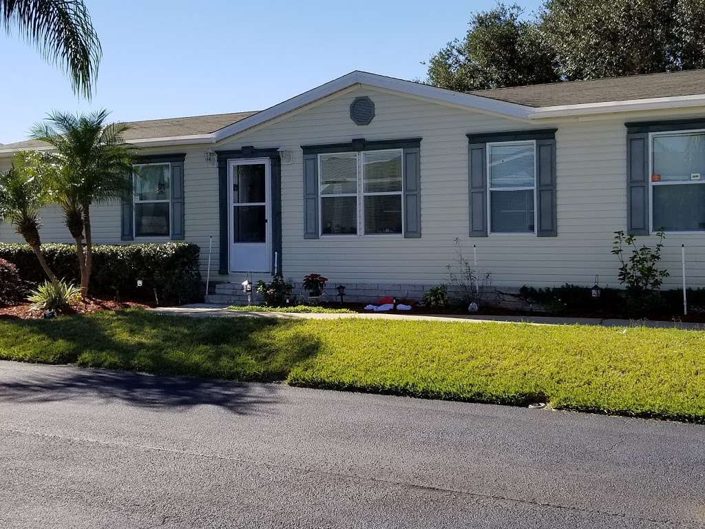 Palm Key Village | 49473 US-27, Davenport, FL 33897 | Phone: (863) 420-9700