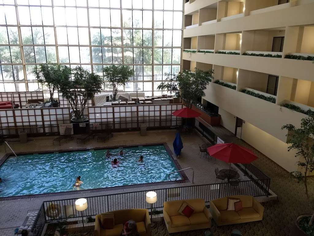 Atrium Hotel & Suites | 4600 W Airport Fwy, Irving, TX 75062, USA | Phone: (972) 513-0800