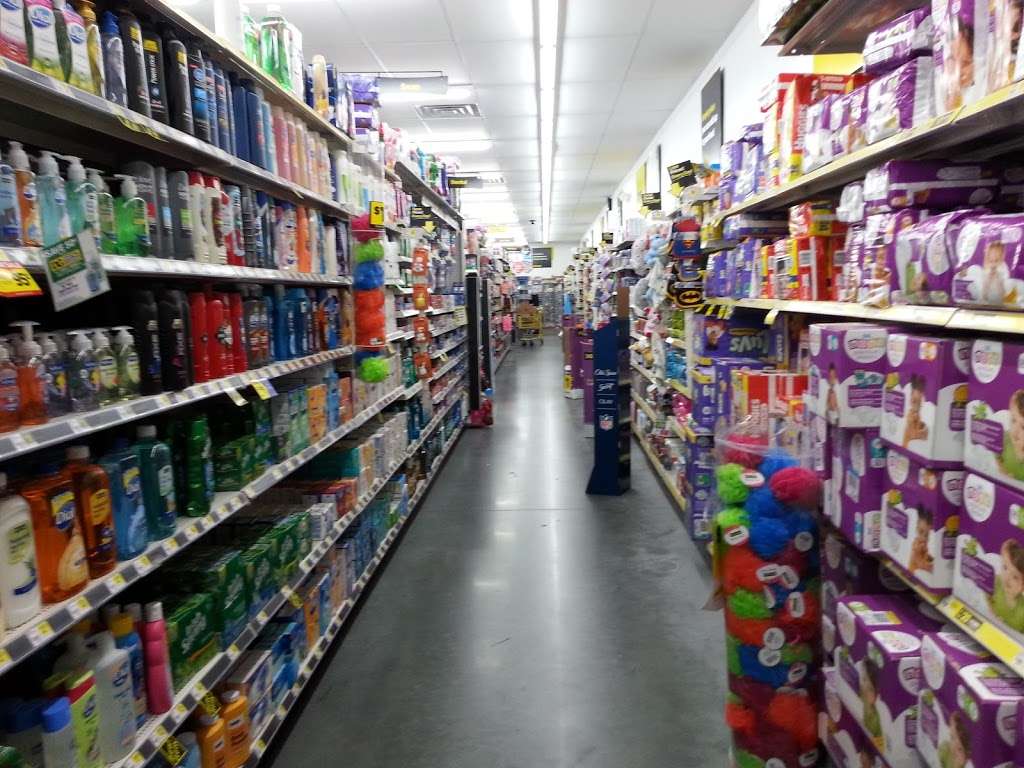 Dollar General | 178 W Kings Hwy, Center Hill, FL 33514, USA | Phone: (352) 569-0796
