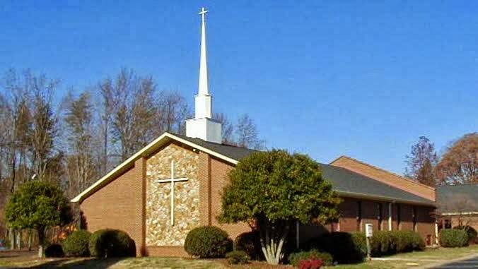 Westside Chapel | 5000 W Friendly Ave, Greensboro, NC 27410, USA | Phone: (336) 294-4311