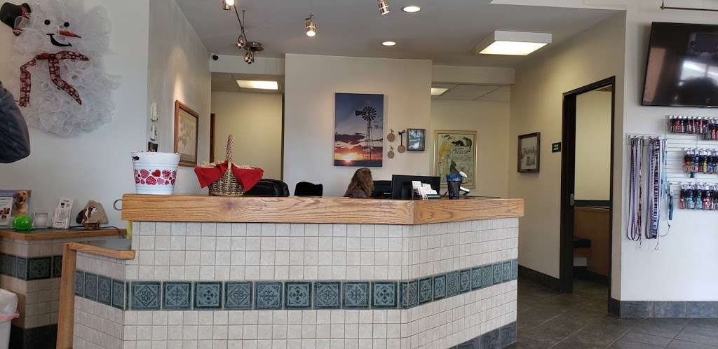 Strasburg Veterinary Clinic | 56151 E Colfax Ave, Strasburg, CO 80136, USA | Phone: (303) 622-4415