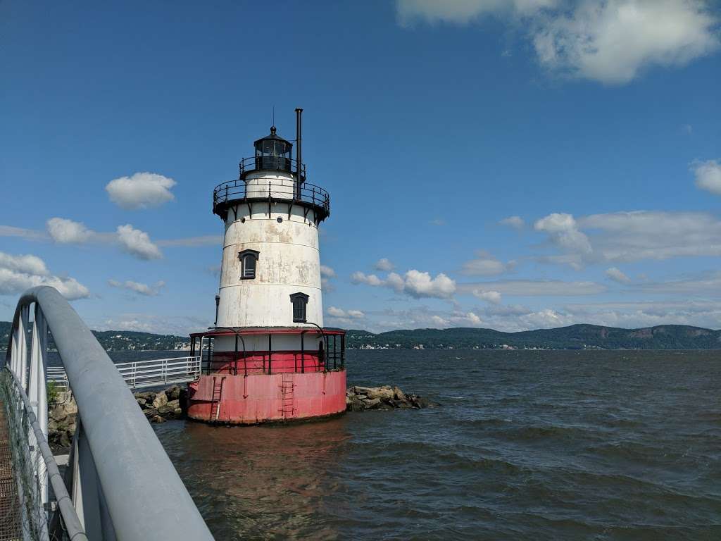 Kingsland Point County Park | Tarrytown Light-Kingsland Point Path, Sleepy Hollow, NY 10591, USA | Phone: (914) 366-5109