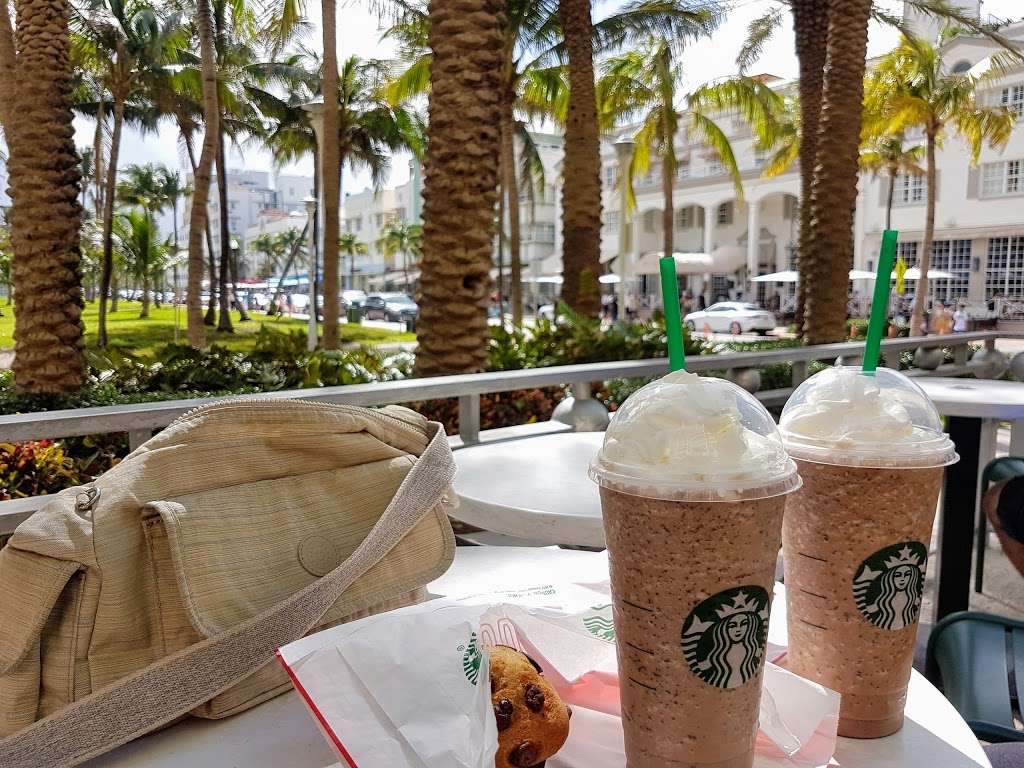 Starbucks | 1455 Ocean Dr #100, Miami Beach, FL 33139, USA | Phone: (305) 674-0074