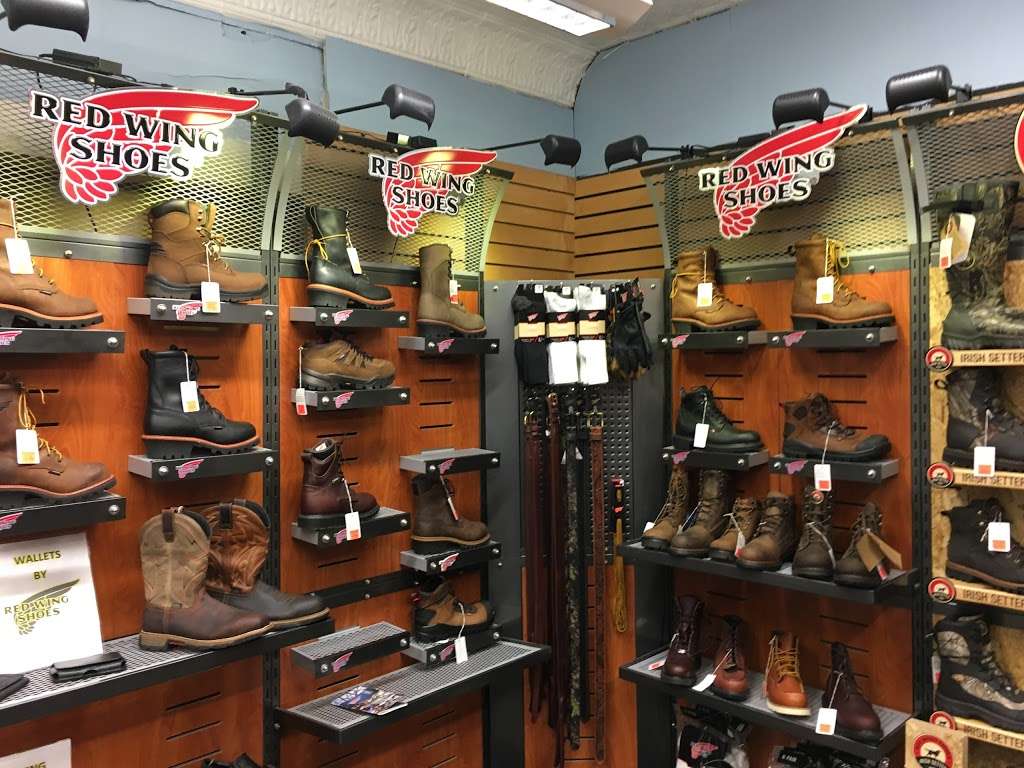 Penn-Lee Footwear | 163 E Main St, Wilkes-Barre, PA 18705, USA | Phone: (570) 825-5346