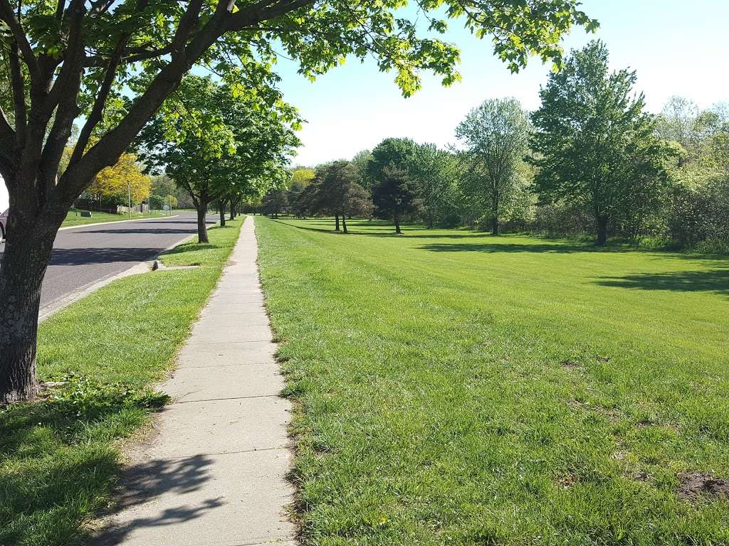 Cross Creek Park | 10801 Indian Creek Pkwy, Overland Park, KS 66213, USA | Phone: (913) 895-6000