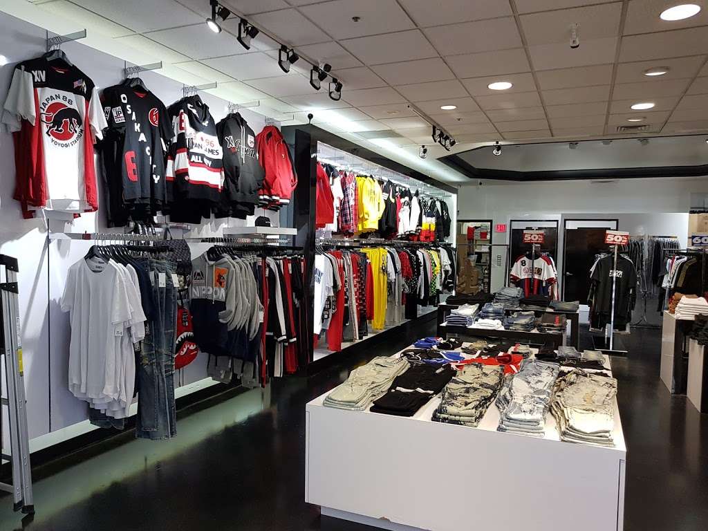 Fresh Apparel | 270 Hillsdale Mall, San Mateo, CA 94403, USA | Phone: (650) 372-9880