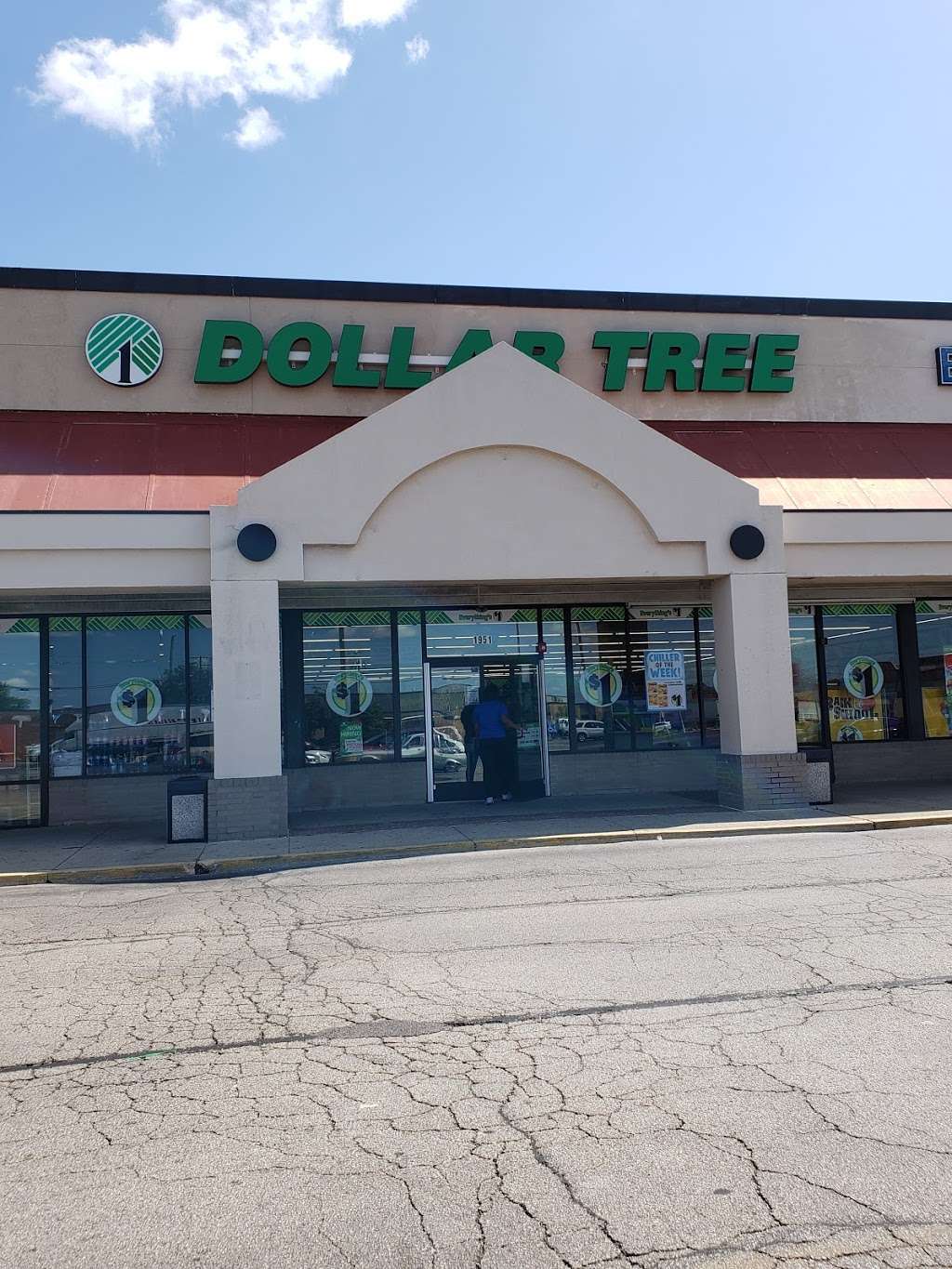 Dollar Tree | 1953 Mannheim Rd, Melrose Park, IL 60160, USA | Phone: (708) 538-3130