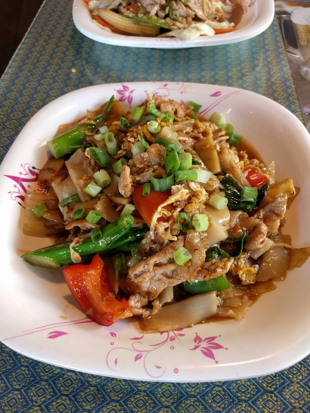 Thai Cuisine | Silver Creek Center, 4101 W Parmer Ln F, Austin, TX 78727, USA | Phone: (512) 835-7888