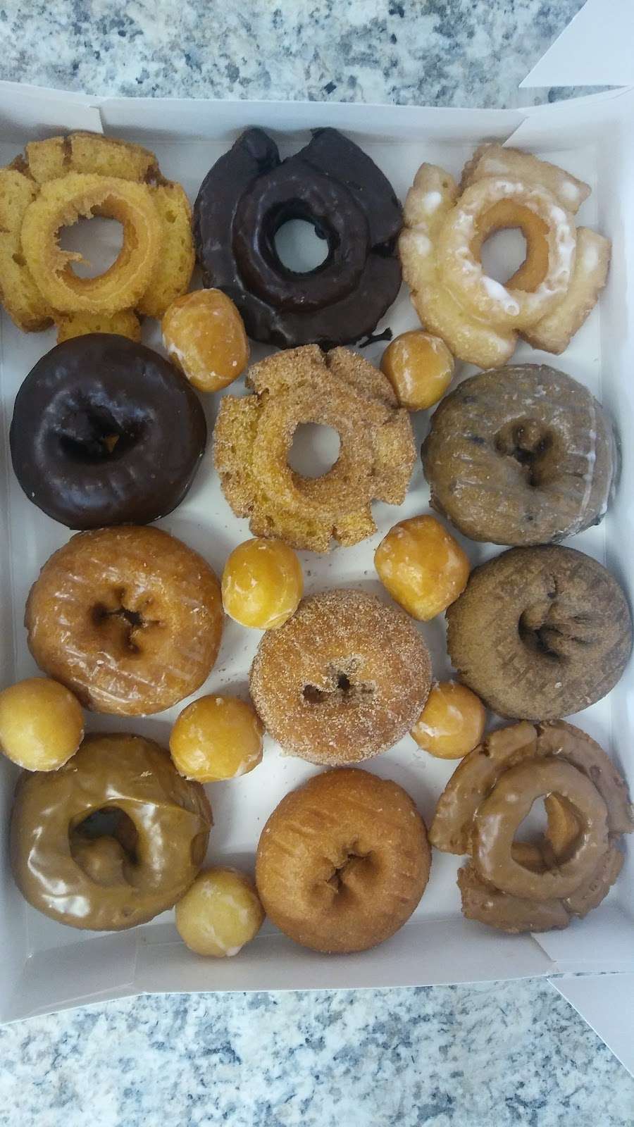 StarLite Donuts & Coffee | 6640 Cypresswood Dr, Spring, TX 77379 | Phone: (832) 559-3046