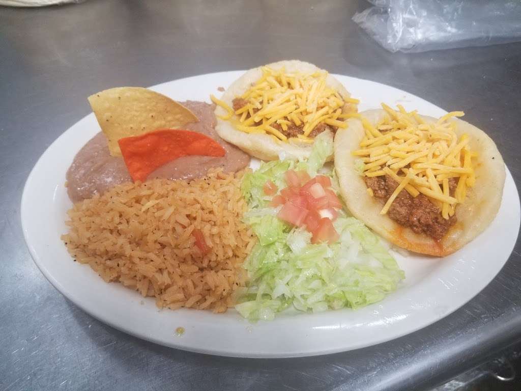 El CAMPESINO MEXICAN RESTAURANT | 5567 Old Seguin Rd, Kirby, TX 78219, USA | Phone: (210) 233-9771