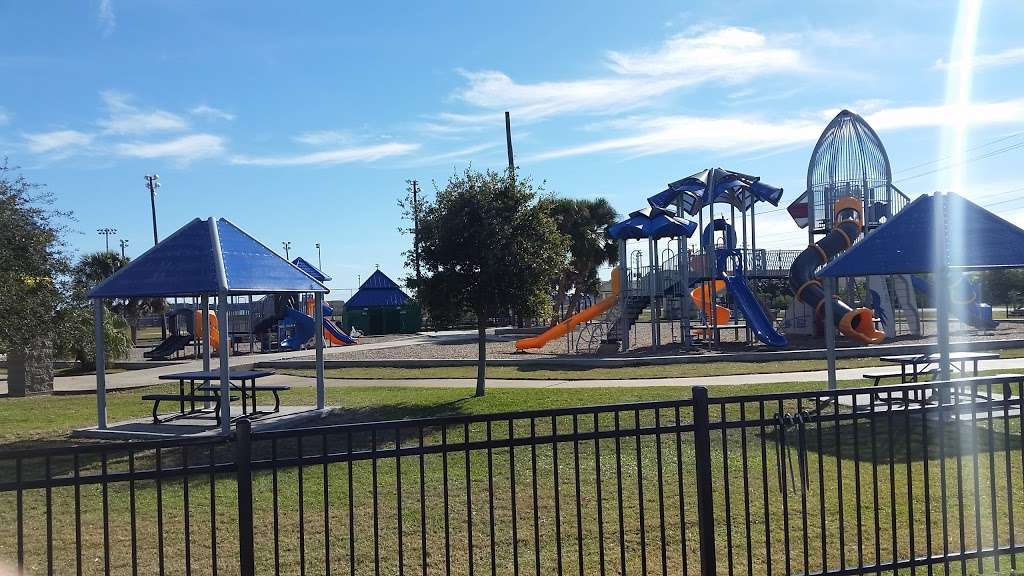 Schreiber Park | 3134 83rd St, Galveston, TX 77554, USA | Phone: (409) 797-3700