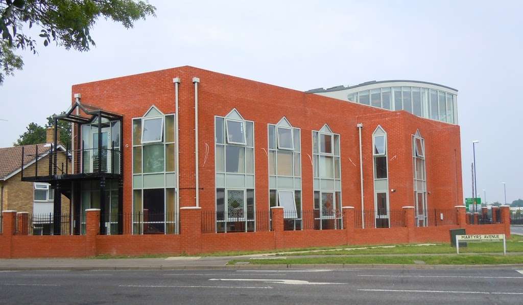 Crawley Islamic Centre | 157 London Rd, Crawley RH10 9TA, UK | Phone: 07496 091418
