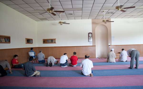 Islamic Society of Kansas City (ISGKC) | 8501 E 99 St, Kansas City, MO 64134 | Phone: (816) 763-2267