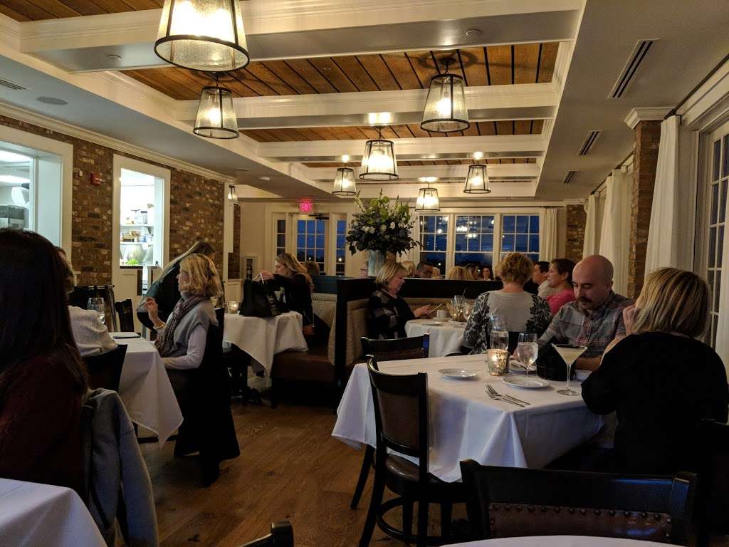 Charlies of Bay Head | 72 Bridge Ave, Bay Head, NJ 08742, USA | Phone: (732) 295-1110