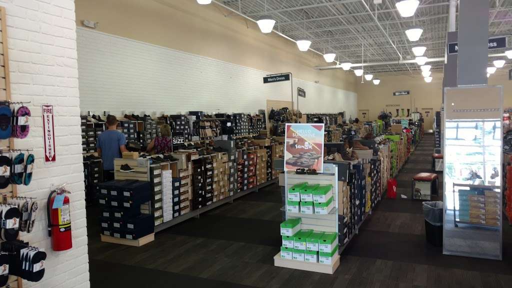 DSW Designer Shoe Warehouse | 3638 Welsh Rd, Willow Grove, PA 19090, USA | Phone: (215) 657-9722