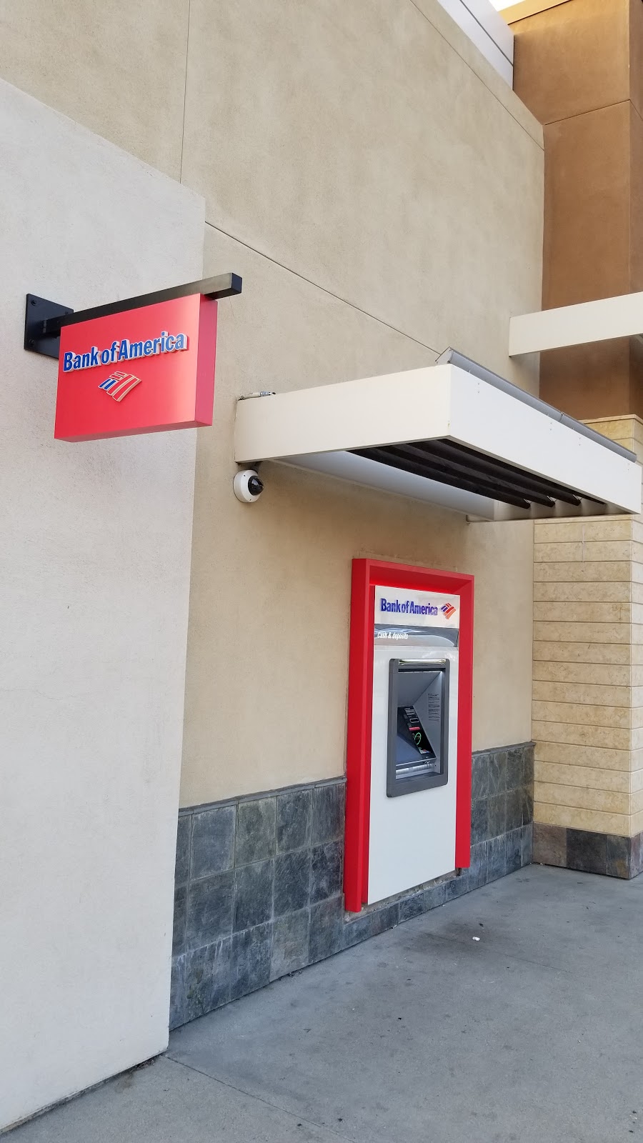 Bank of America Financial Center | 670 Town Center Dr, Oxnard, CA 93036, USA | Phone: (805) 288-3002