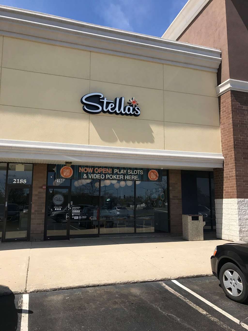 Stellas Place | 2190 Bloomingdale Rd, Glendale Heights, IL 60139, USA | Phone: (630) 426-6781