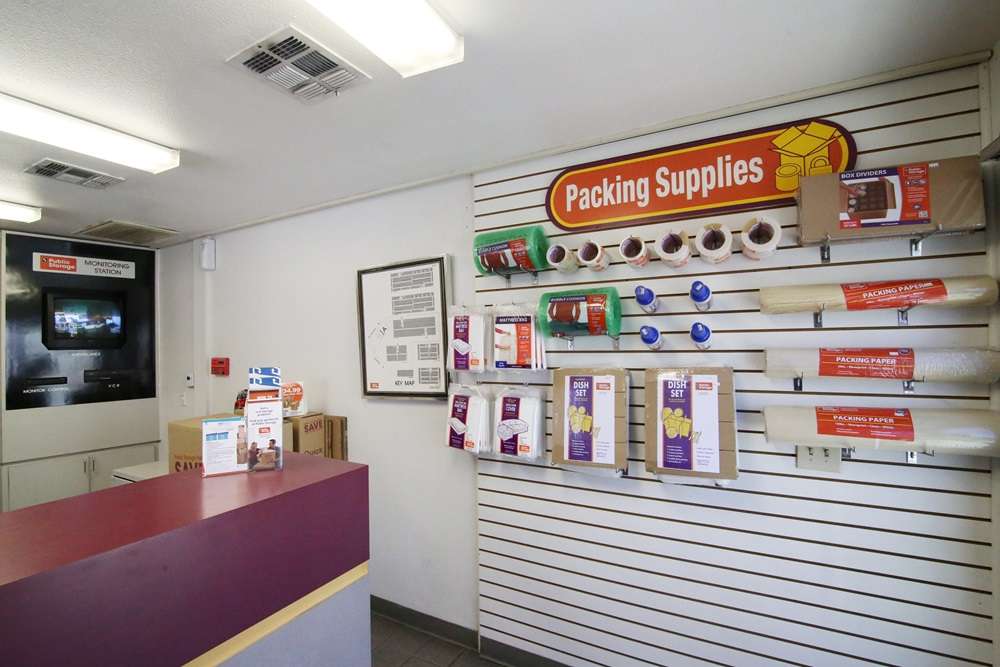 Public Storage | 7521 N San Fernando Blvd, Burbank, CA 91505, USA | Phone: (818) 962-0692