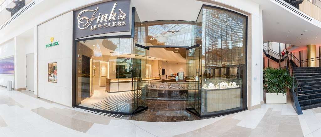 Finks Jewelers MGM National Harbor | 101 MGM National Ave Space 12, Oxon Hill, MD 20745, USA | Phone: (301) 281-2425