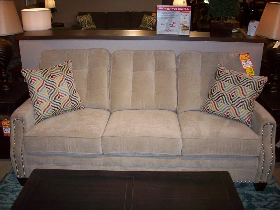Colony House Furniture and Bedding | 1805 N Riverside Rd, St Joseph, MO 64507 | Phone: (816) 232-4411