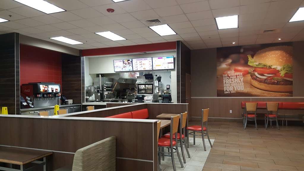Burger King | 3653 S Orlando Dr, Sanford, FL 32773, USA | Phone: (407) 322-2447