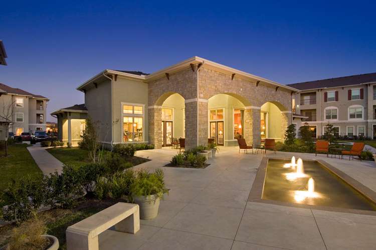 Sorrento at Tuscan Lakes | 1455 Louisiana Ave, League City, TX 77573, USA | Phone: (281) 549-2666