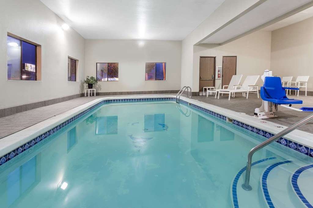 Travelodge by Wyndham Longmont | 3820 CO-119, Longmont, CO 80501 | Phone: (303) 848-4983