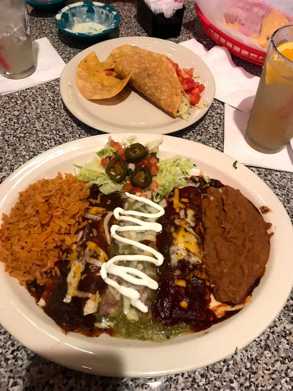 Chuys | 15610 South La Grange Road, Orland Park, IL 60462 | Phone: (708) 403-5334