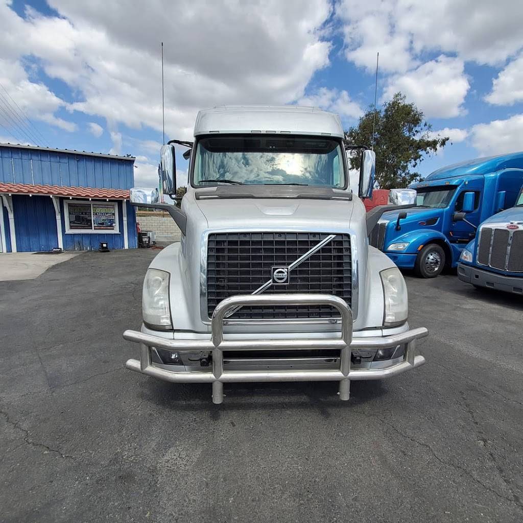 East Coast Truck & Auto Sales Inc | 10401 Redwood Ave, Fontana, CA 92337, USA | Phone: (909) 356-0815