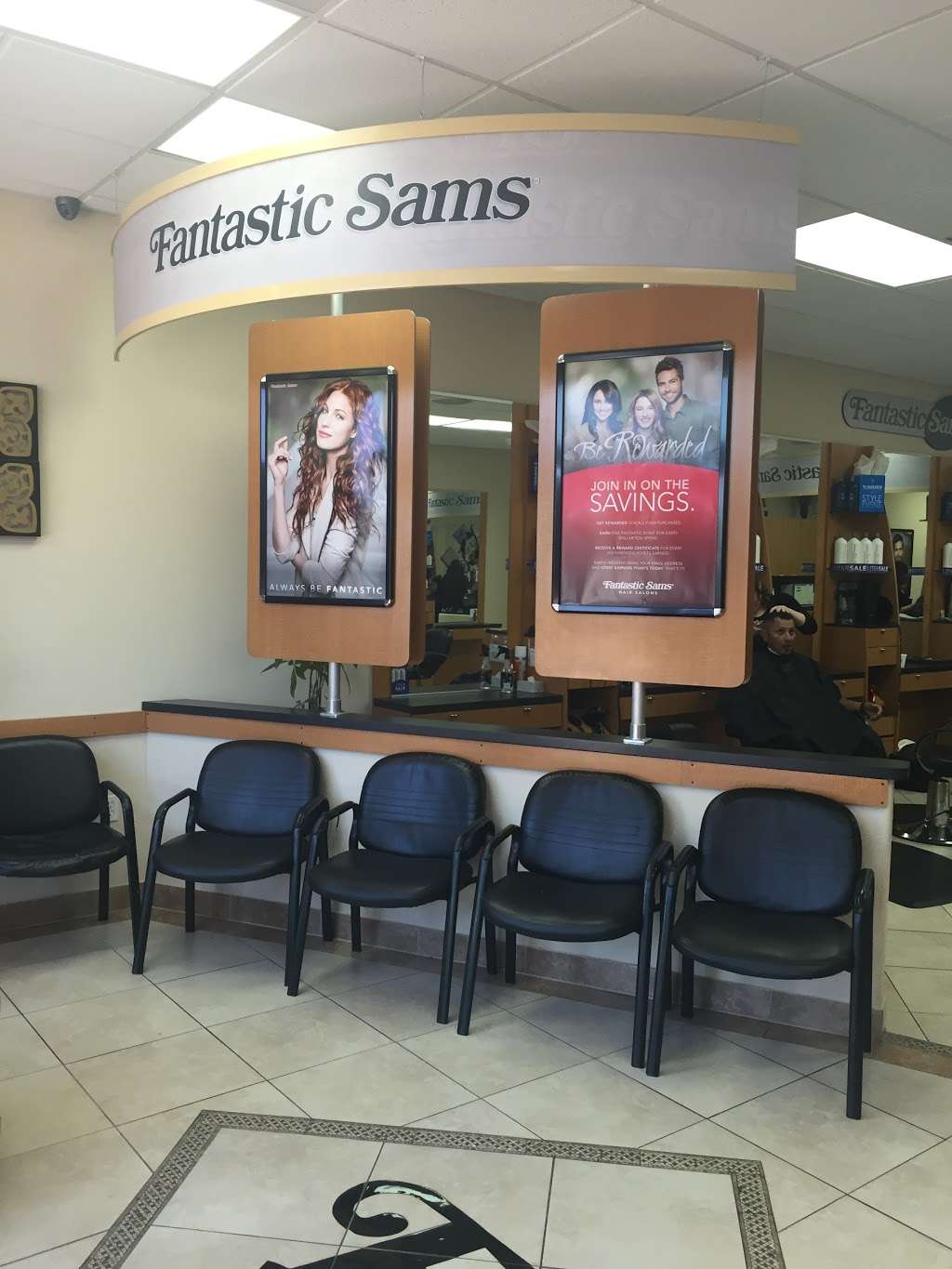 Fantastic Sams Cut & Color | 6939 Schaefer Ave, Chino, CA 91710, USA | Phone: (909) 591-8700