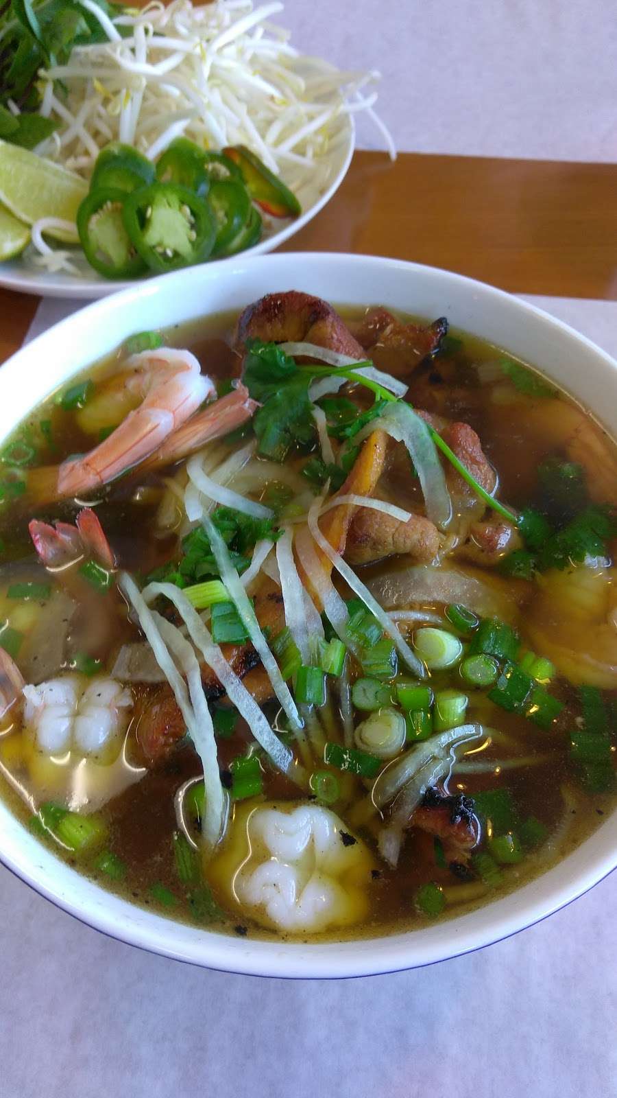 Pho B | 9048 Adams Ave, Huntington Beach, CA 92646 | Phone: (714) 965-1695