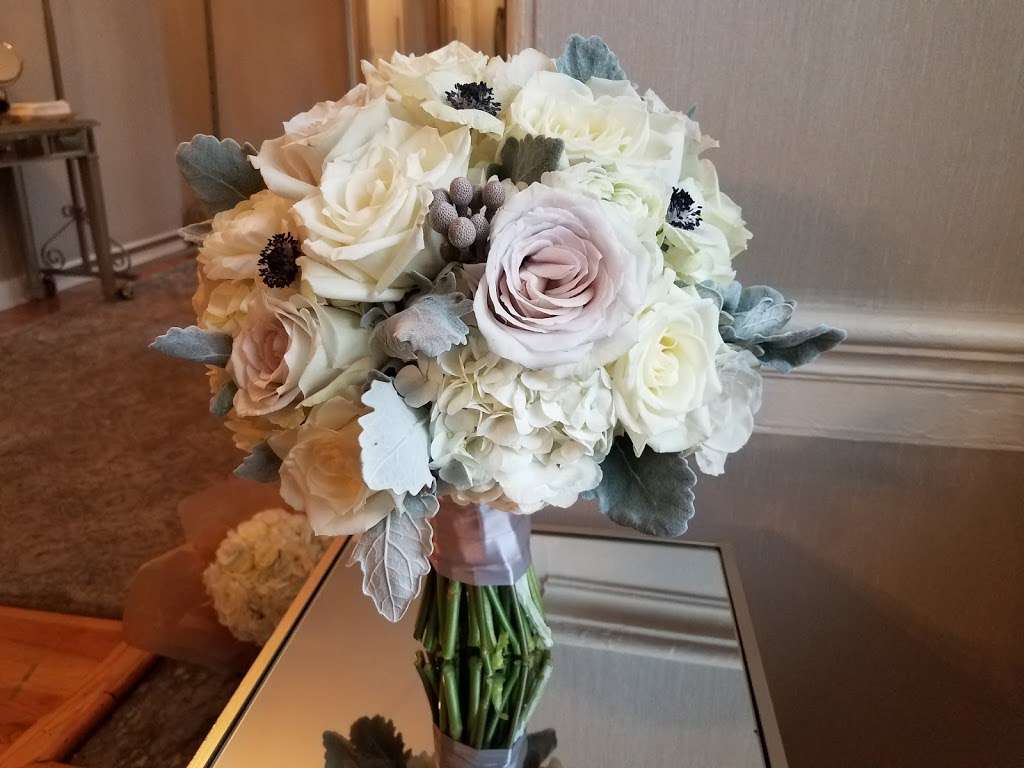 Alisha Simone - Event Florals and Decor | 225 Haddon Ave suite 1102-b, Haddon Township, NJ 08108, United States | Phone: (856) 437-0249