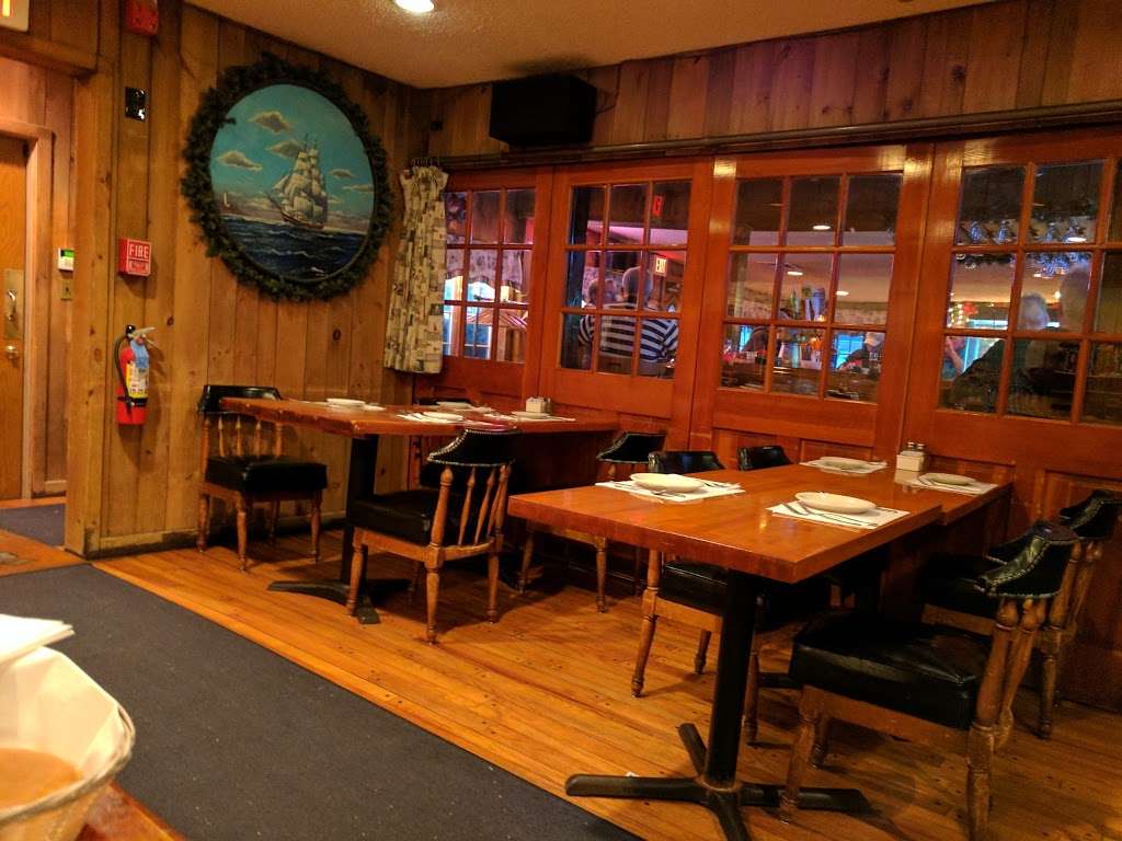 The White Whale | 3580 Bayview St, Seaford, NY 11783, USA | Phone: (516) 785-1067