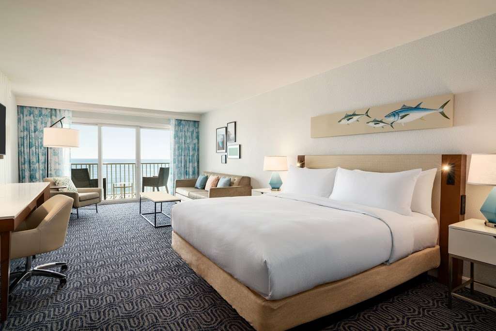 DoubleTree by Hilton Ocean City Oceanfront | 3301 Atlantic Ave, Ocean City, MD 21842, USA | Phone: (410) 289-1234