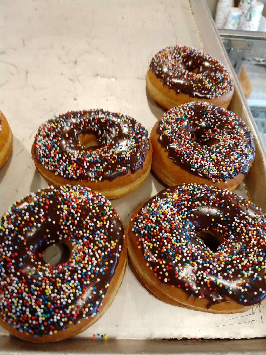 My Sisters Lil Donut Shoppe | 25 S Madison St, Oswego, IL 60543, USA | Phone: (331) 203-2736