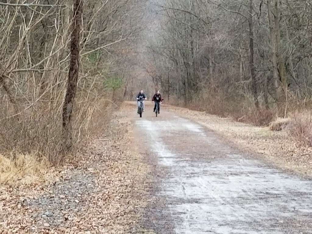 Saucon Valley Rail Trail Parking Lot | Reading Dr, Bethlehem, PA 18015, USA